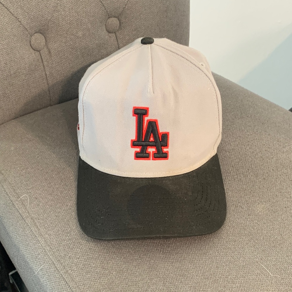 Los Angeles Dodgers Baseball Cap - Grey and Black